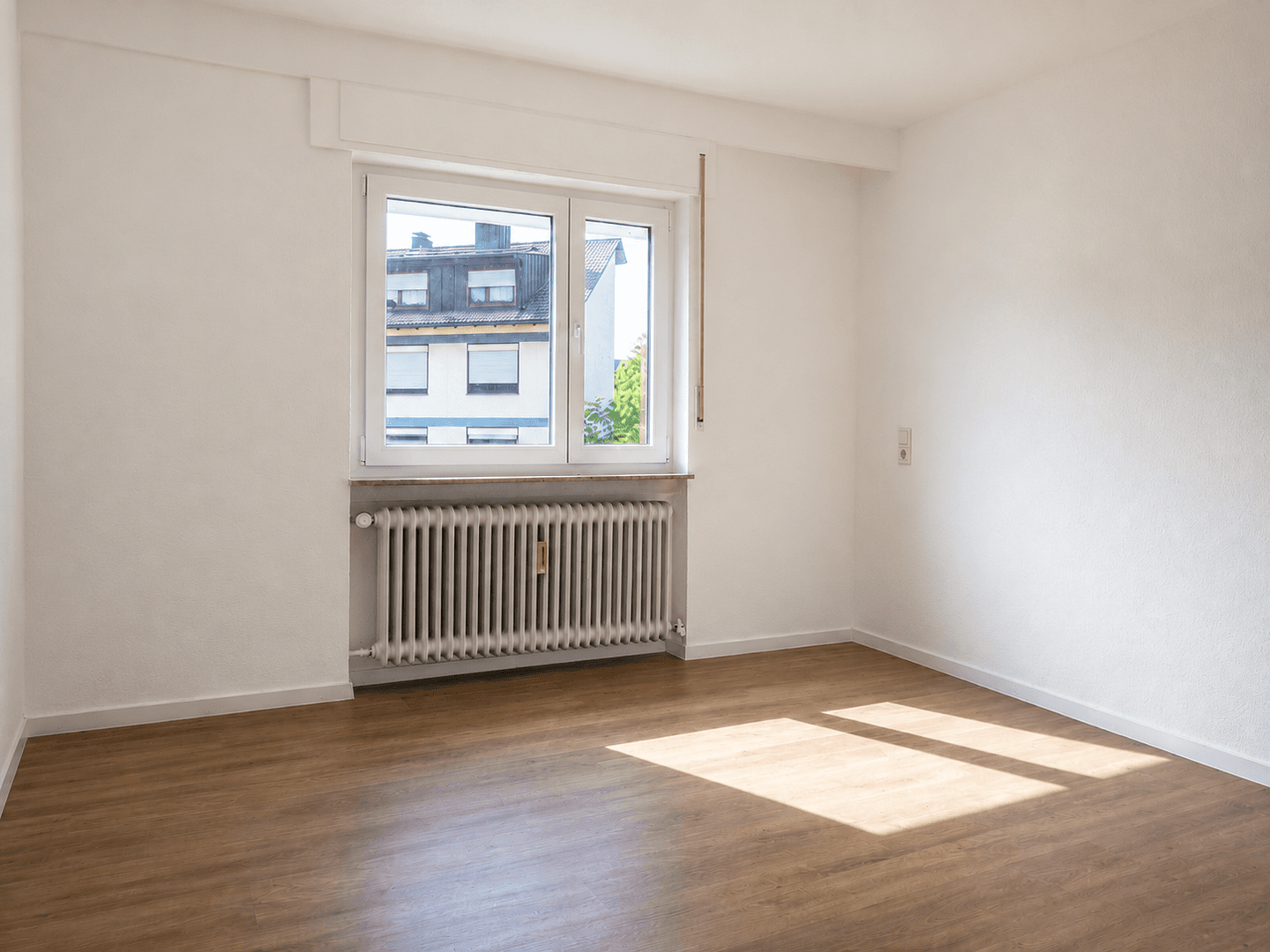 Prenájom bytu 2-izbový 81 m², Graf-Berthold-Straße 22, Bad Herrenalb, Bádensko-Wurttembersko Prenájom bytu 2-izbový 81 m², Graf-Berthold-Straße 22, Bad Herrenalb, Bádensko-Wurttembersko