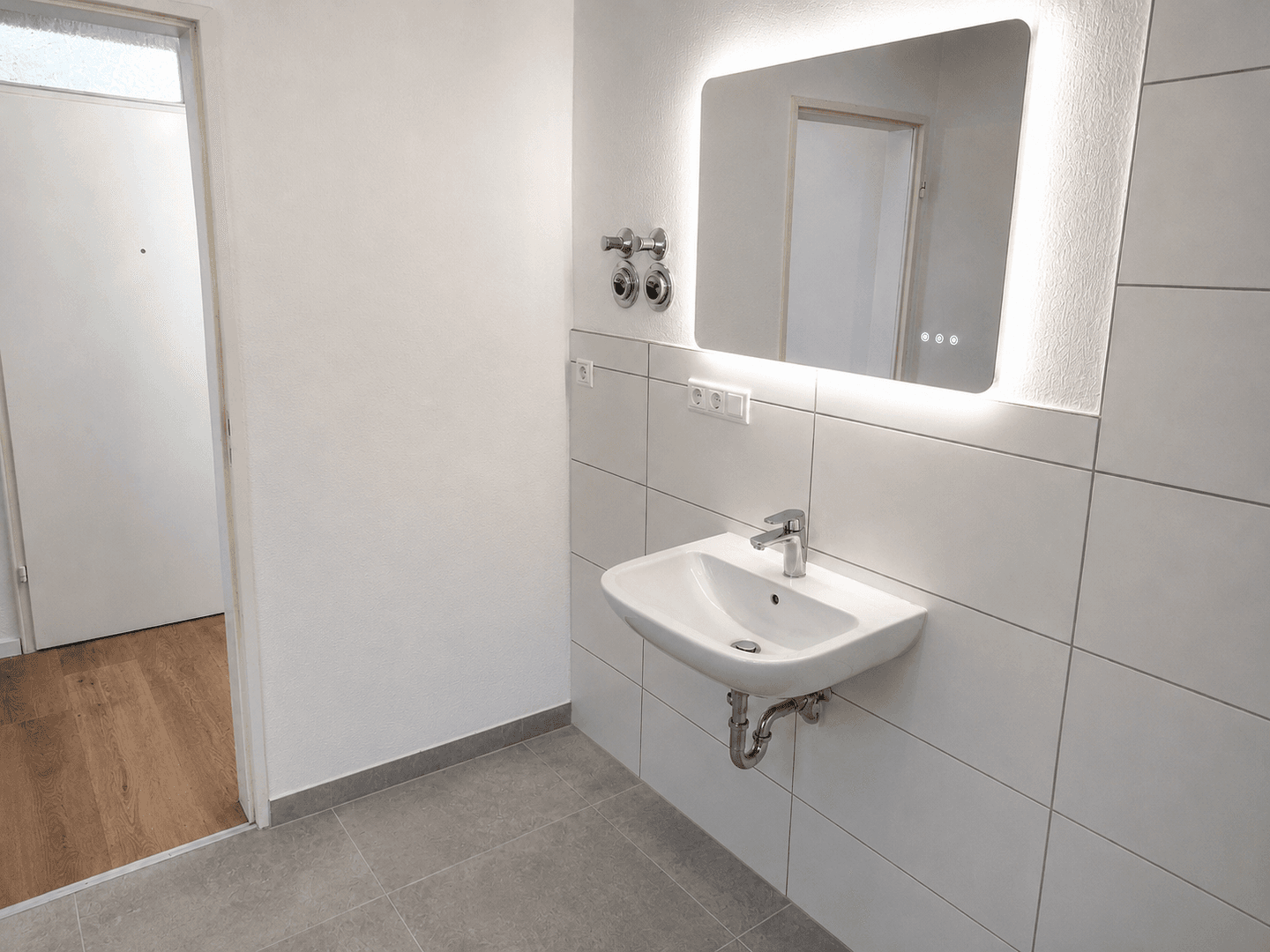 Prenájom bytu 2-izbový 81 m², Graf-Berthold-Straße 22, Bad Herrenalb, Bádensko-Wurttembersko Prenájom bytu 2-izbový 81 m², Graf-Berthold-Straße 22, Bad Herrenalb, Bádensko-Wurttembersko