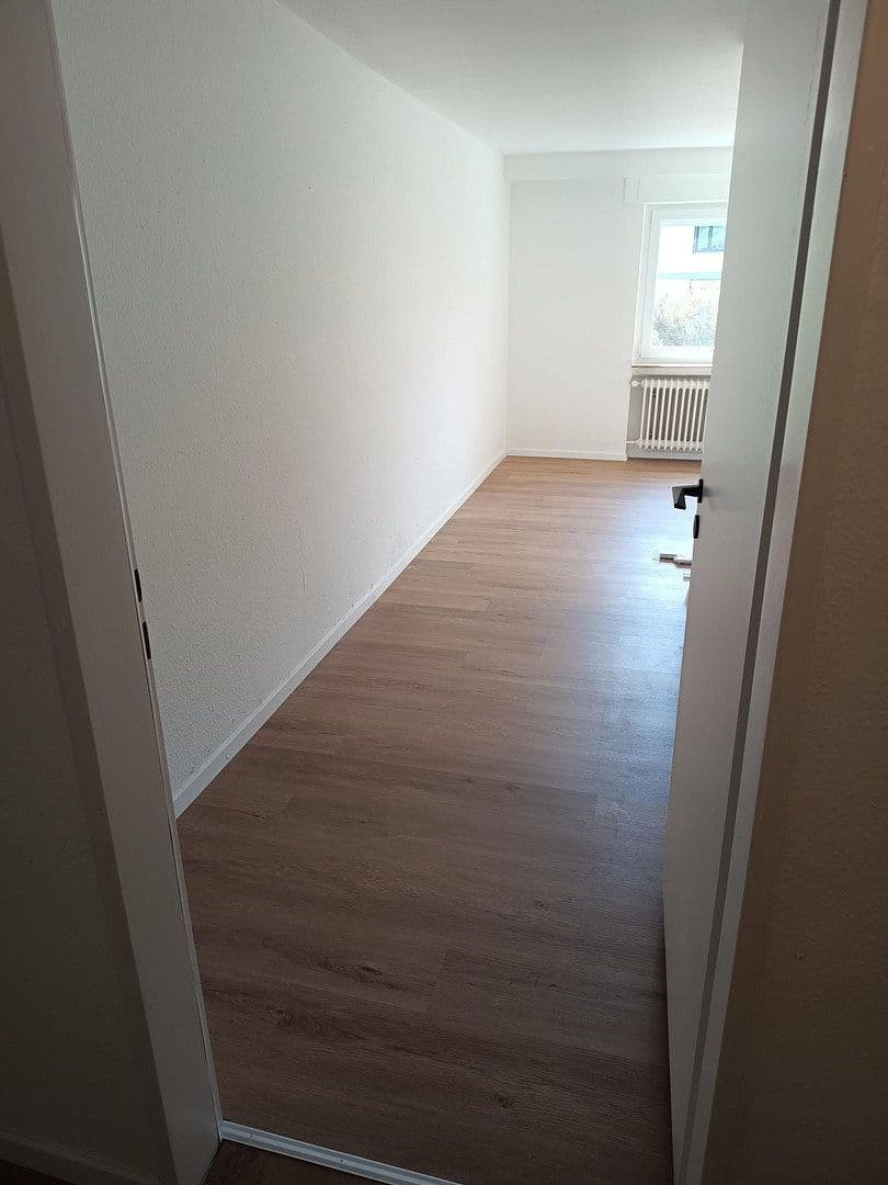 Prenájom bytu 2-izbový 81 m², Graf-Berthold-Straße 22, Bad Herrenalb, Bádensko-Wurttembersko Prenájom bytu 2-izbový 81 m², Graf-Berthold-Straße 22, Bad Herrenalb, Bádensko-Wurttembersko