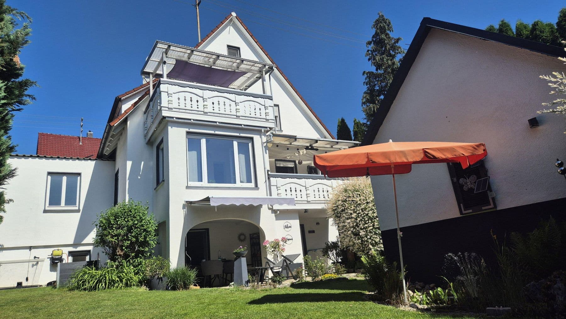 Predaj domu 136 m², pozemok 410 m², Hüttlingen, Bádensko-Wurttembersko Predaj domu 136 m², pozemok 410 m², Hüttlingen, Bádensko-Wurttembersko