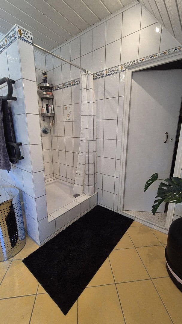 Predaj domu 136 m², pozemok 410 m², Hüttlingen, Bádensko-Wurttembersko Predaj domu 136 m², pozemok 410 m², Hüttlingen, Bádensko-Wurttembersko