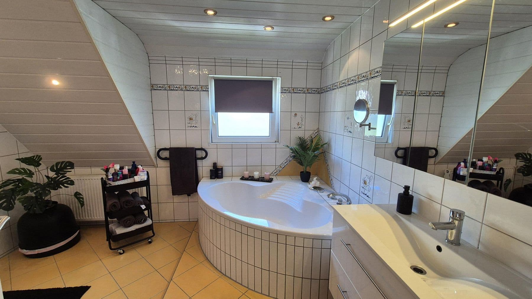 Predaj domu 136 m², pozemok 410 m², Hüttlingen, Bádensko-Wurttembersko Predaj domu 136 m², pozemok 410 m², Hüttlingen, Bádensko-Wurttembersko