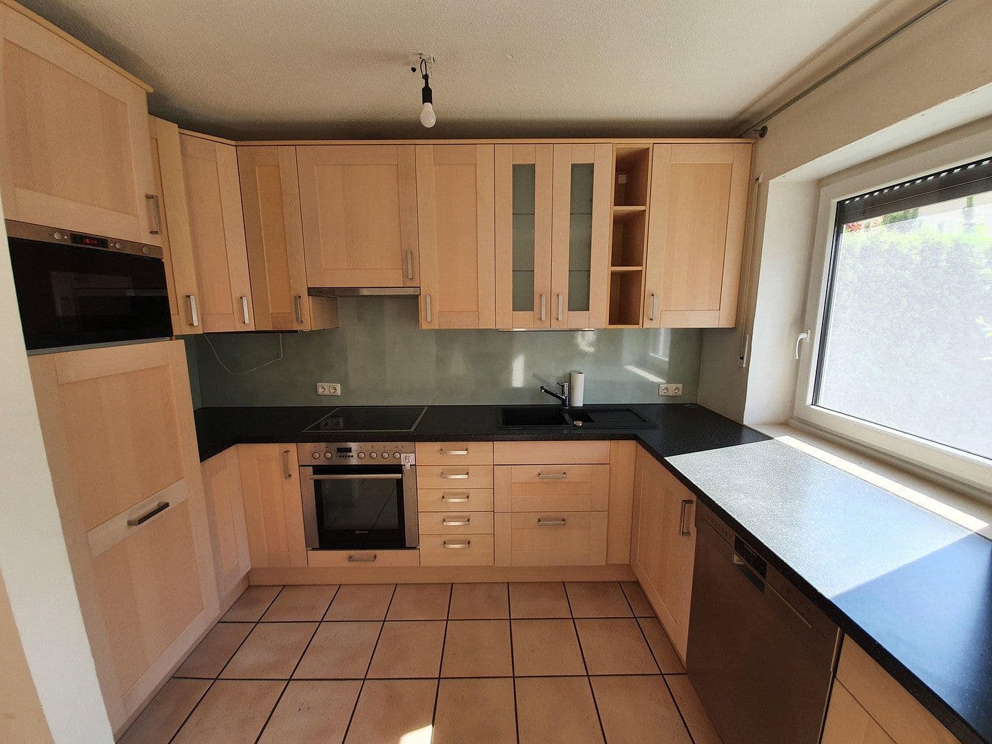 Prenájom bytu 4-izbový 106 m², Pliening, Bavorsko Prenájom bytu 4-izbový 106 m², Pliening, Bavorsko