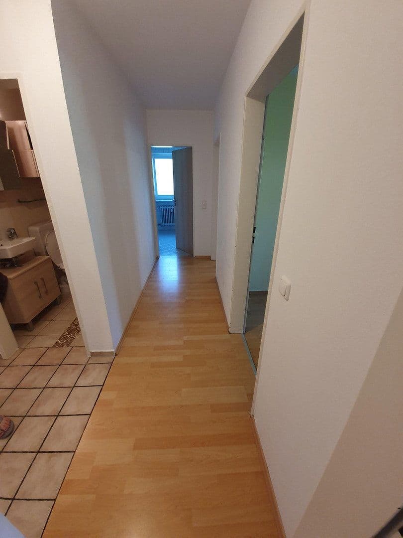 Prenájom bytu 4-izbový 106 m², Pliening, Bavorsko Prenájom bytu 4-izbový 106 m², Pliening, Bavorsko