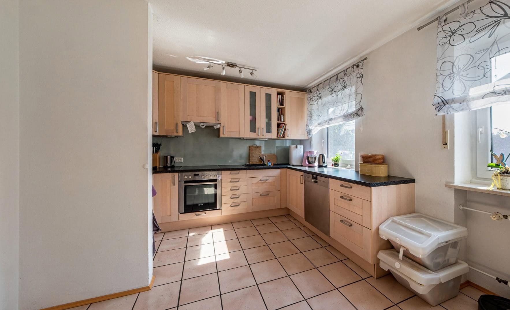 Prenájom bytu 4-izbový 106 m², Pliening, Bavorsko Prenájom bytu 4-izbový 106 m², Pliening, Bavorsko