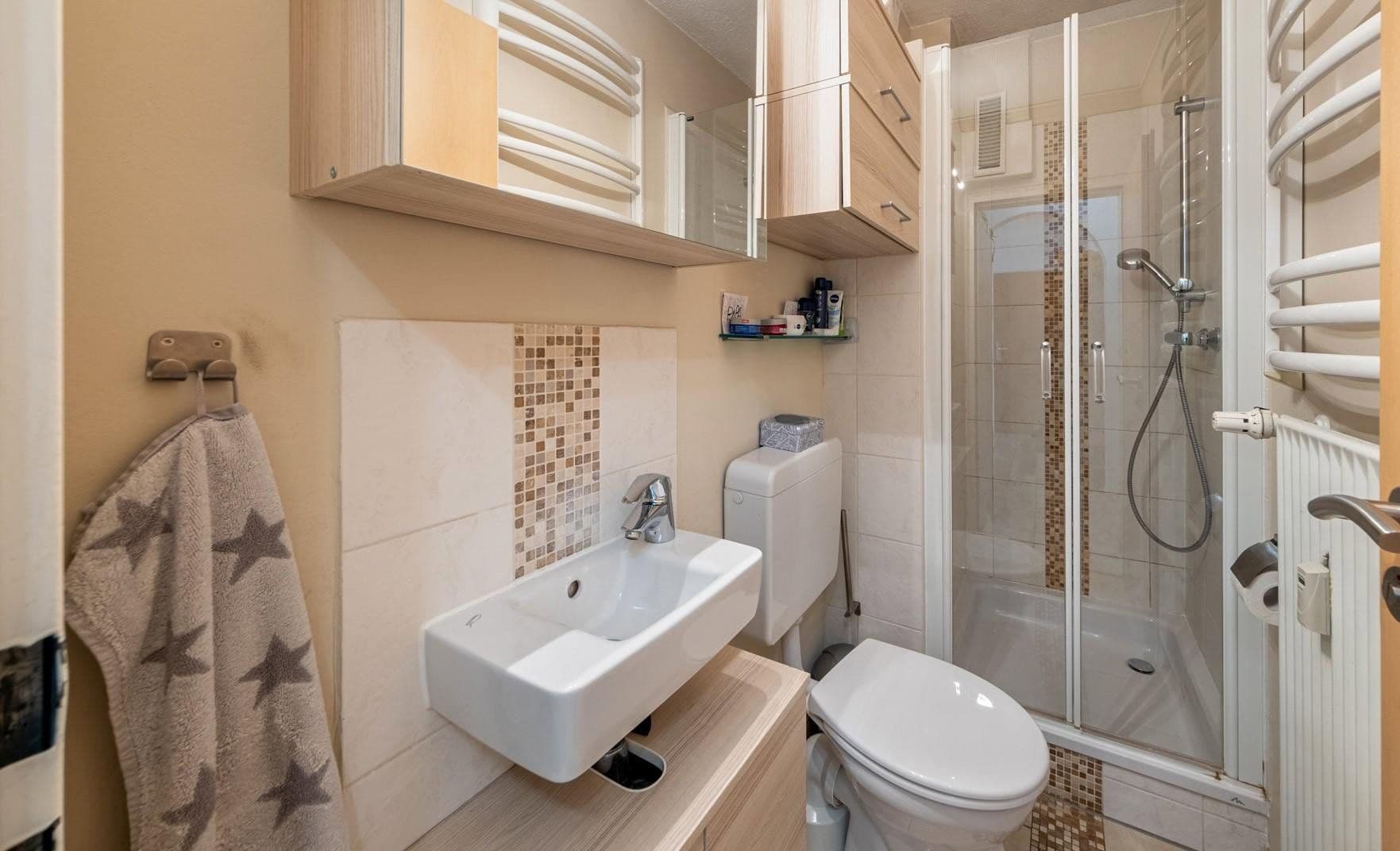 Prenájom bytu 4-izbový 106 m², Pliening, Bavorsko Prenájom bytu 4-izbový 106 m², Pliening, Bavorsko