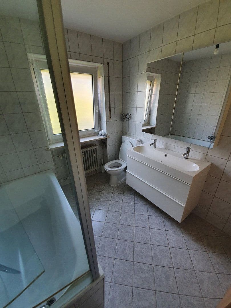 Prenájom bytu 4-izbový 106 m², Pliening, Bavorsko Prenájom bytu 4-izbový 106 m², Pliening, Bavorsko