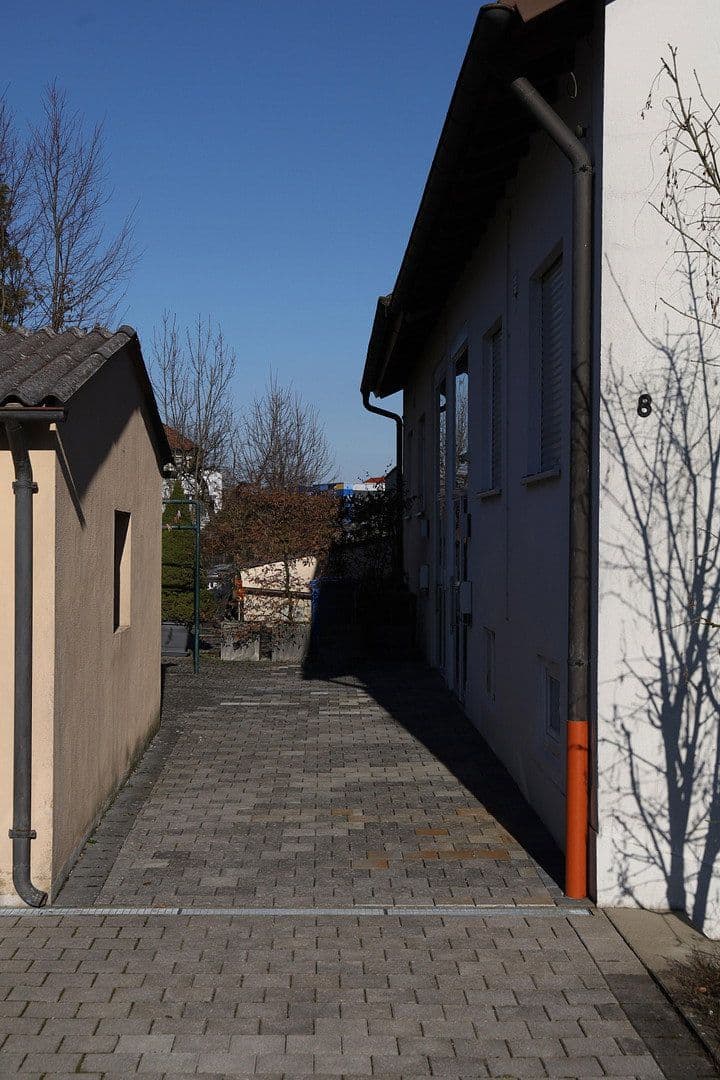 Prenájom bytu 4-izbový 130 m², Graneggweg 8, Waldstetten, Bádensko-Wurttembersko Prenájom bytu 4-izbový 130 m², Graneggweg 8, Waldstetten, Bádensko-Wurttembersko