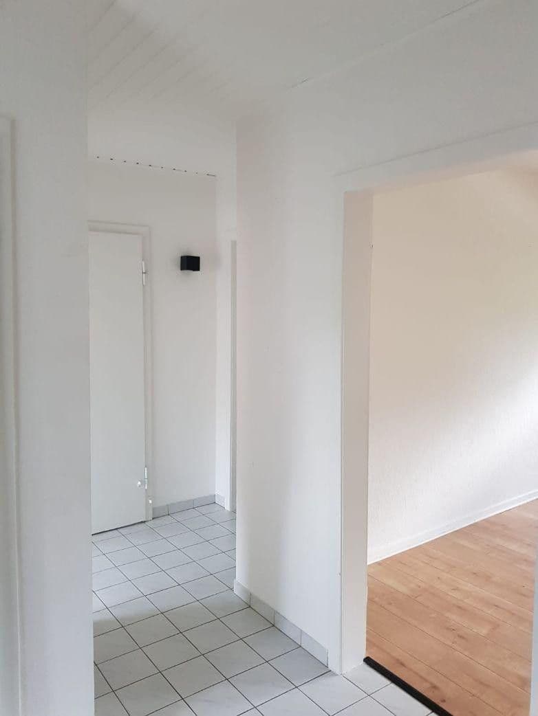 Prenájom bytu 3-izbový 55 m², Odenwaldstraße 16, Oberhausen, Severné Porýnie - Westfálsko Prenájom bytu 3-izbový 55 m², Odenwaldstraße 16, Oberhausen, Severné Porýnie - Westfálsko