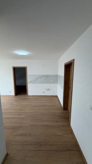 Prenájom bytu 2-izbový 57 m², Ketsch, Bádensko-Wurttembersko Prenájom bytu 2-izbový 57 m², Ketsch, Bádensko-Wurttembersko