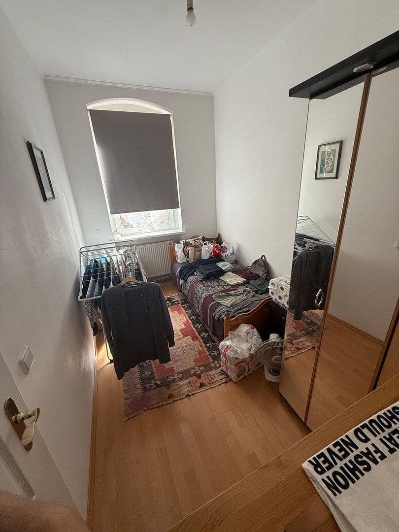 Prenájom bytu 4-izbový 99 m², Berlin, Berlín Prenájom bytu 4-izbový 99 m², Berlin, Berlín