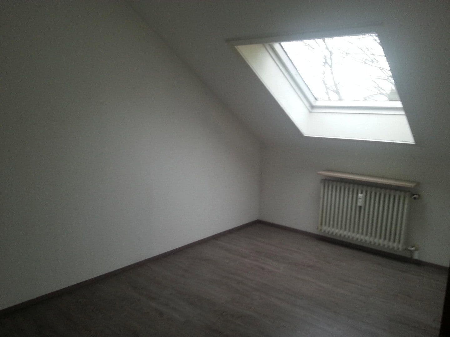 Prenájom bytu 4-izbový 83 m², Walchenseestraße 33, Stuttgart, Bádensko-Wurttembersko Prenájom bytu 4-izbový 83 m², Walchenseestraße 33, Stuttgart, Bádensko-Wurttembersko