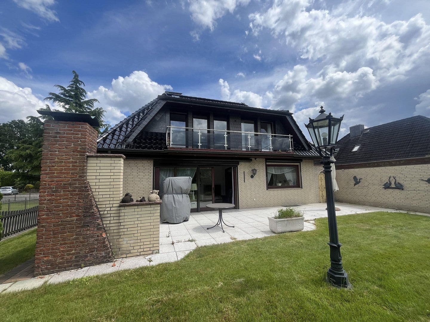 Predaj domu 130 m², pozemok 750 m², Ellerbek, Šlezvicko-Holštajnsko Predaj domu 130 m², pozemok 750 m², Ellerbek, Šlezvicko-Holštajnsko