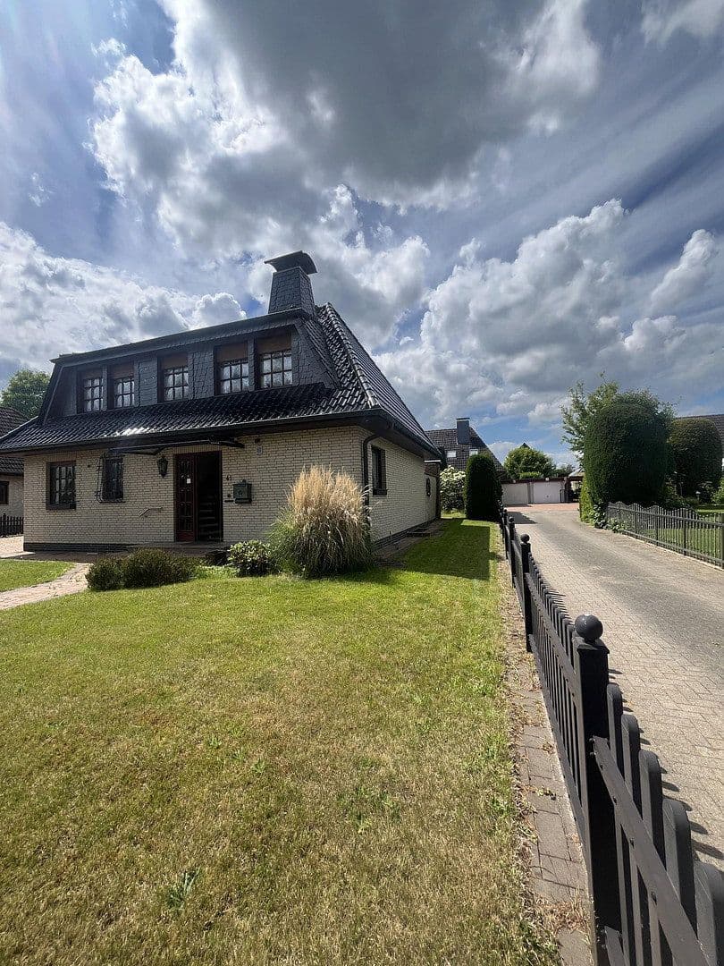 Predaj domu 130 m², pozemok 750 m², Ellerbek, Šlezvicko-Holštajnsko Predaj domu 130 m², pozemok 750 m², Ellerbek, Šlezvicko-Holštajnsko
