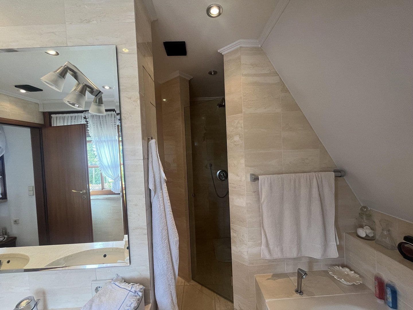Predaj domu 130 m², pozemok 750 m², Ellerbek, Šlezvicko-Holštajnsko Predaj domu 130 m², pozemok 750 m², Ellerbek, Šlezvicko-Holštajnsko