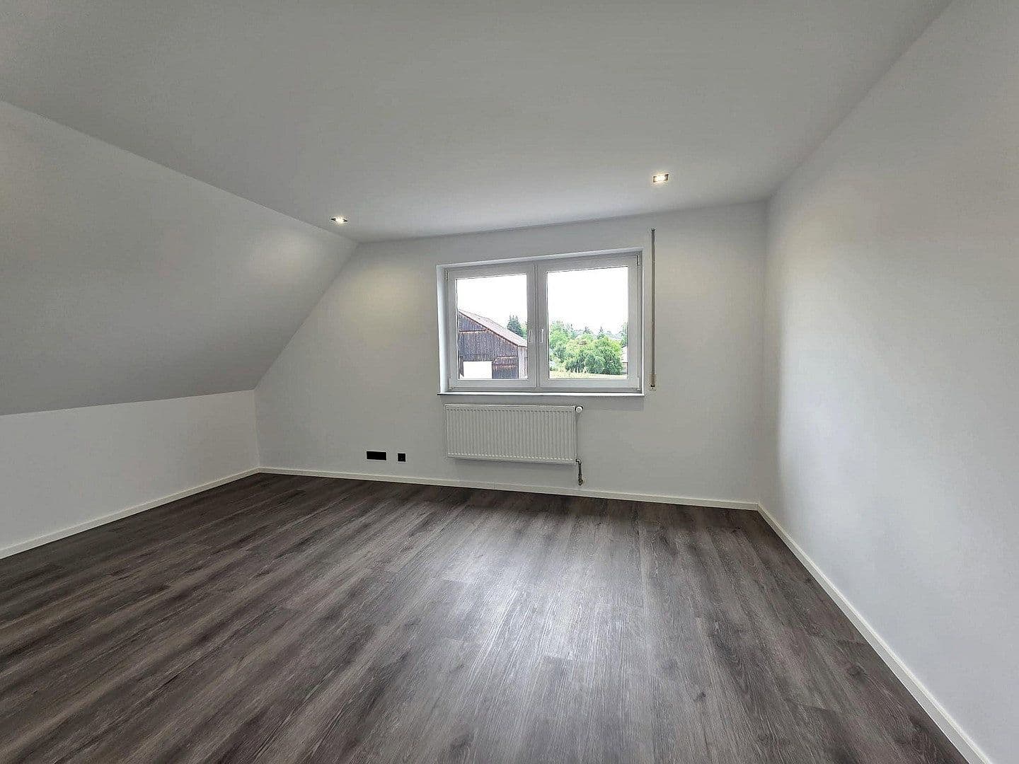 Predaj bytu 4-izbový 123 m², Waldstetten, Bádensko-Wurttembersko Predaj bytu 4-izbový 123 m², Waldstetten, Bádensko-Wurttembersko