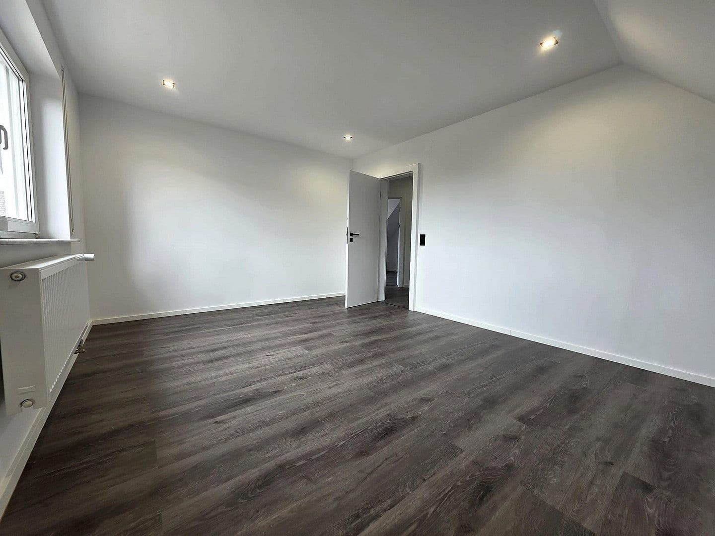 Predaj bytu 4-izbový 123 m², Waldstetten, Bádensko-Wurttembersko Predaj bytu 4-izbový 123 m², Waldstetten, Bádensko-Wurttembersko