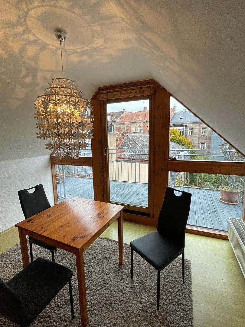 Prenájom bytu 3-izbový 100 m², Pfisterstraße, Fürth, Bavorsko Prenájom bytu 3-izbový 100 m², Pfisterstraße, Fürth, Bavorsko