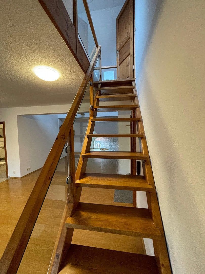 Prenájom bytu 3-izbový 100 m², Pfisterstraße, Fürth, Bavorsko Prenájom bytu 3-izbový 100 m², Pfisterstraße, Fürth, Bavorsko