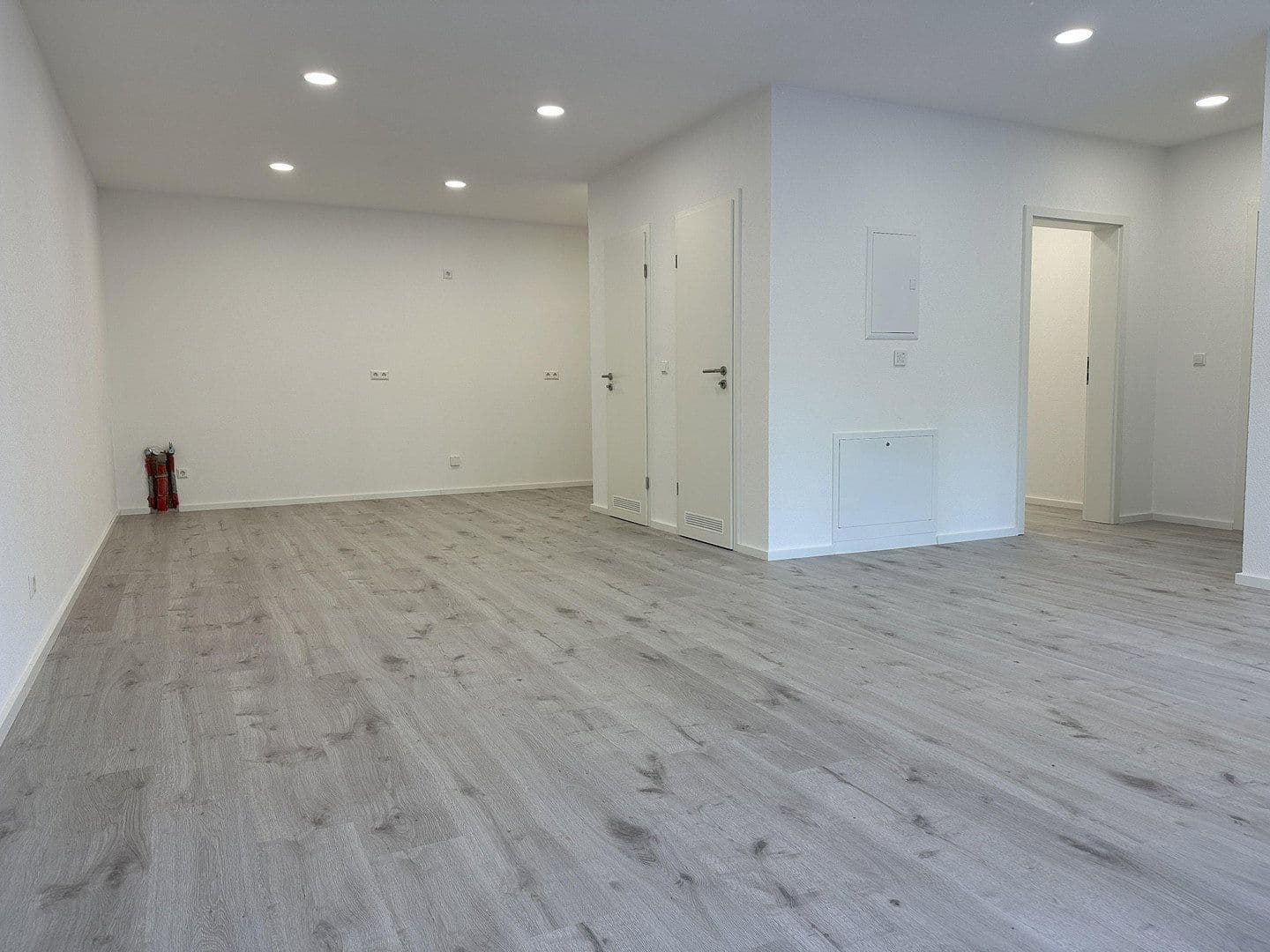 Prenájom bytu 3-izbový 86 m², Fichtestr. 40, Singen (Hohentwiel), Bádensko-Wurttembersko Prenájom bytu 3-izbový 86 m², Fichtestr. 40, Singen (Hohentwiel), Bádensko-Wurttembersko