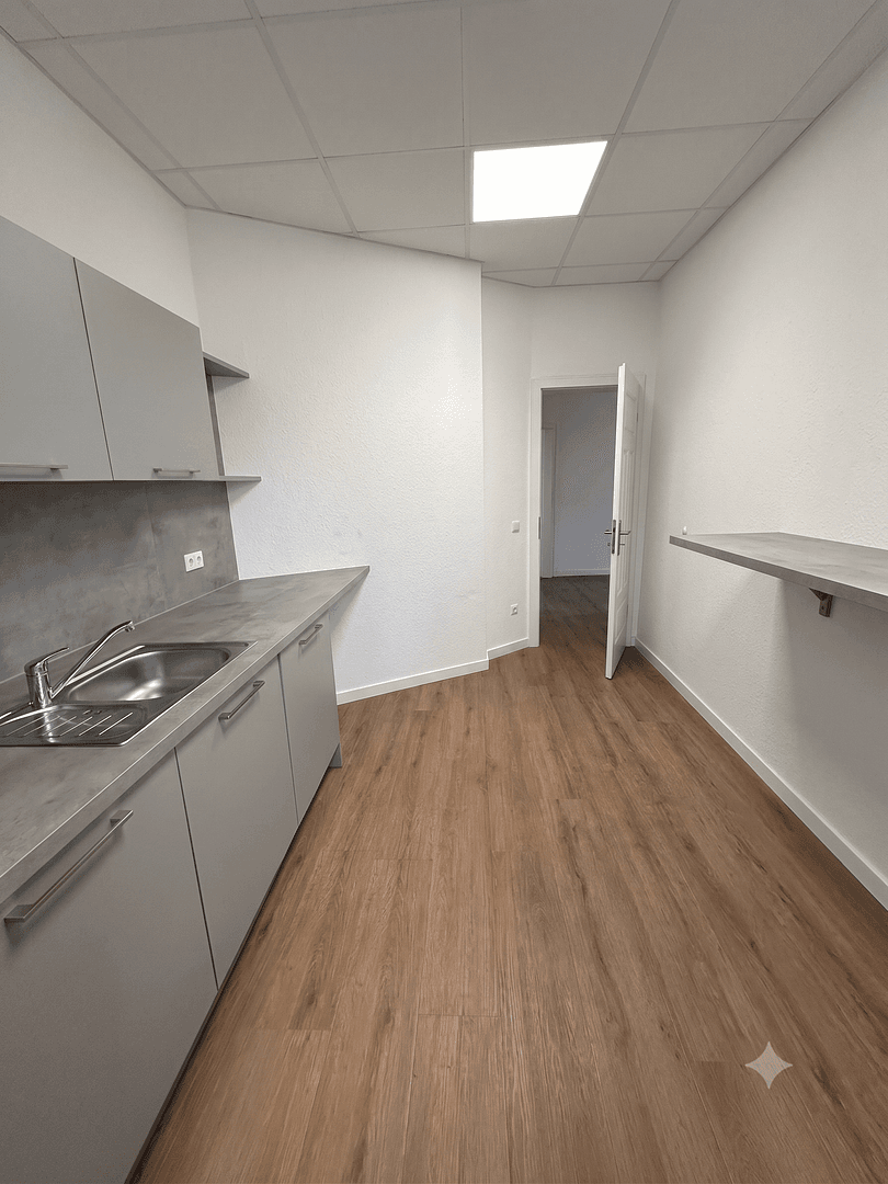 Prenájom kancelárie 160 m², Martinistraße 19, Osnabrück, Dolné Sasko Prenájom kancelárie 160 m², Martinistraße 19, Osnabrück, Dolné Sasko