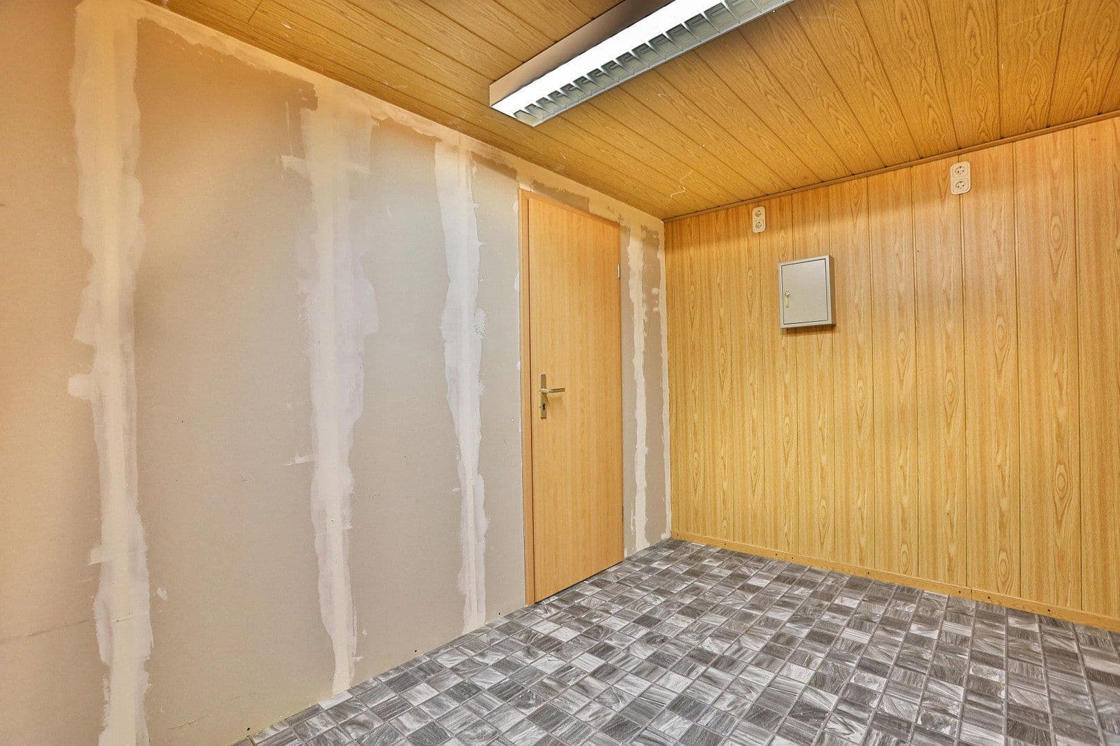 Predaj domu 130 m², pozemok 285 m², Buchbergstraße 4, Freigericht, Hesensko Predaj domu 130 m², pozemok 285 m², Buchbergstraße 4, Freigericht, Hesensko