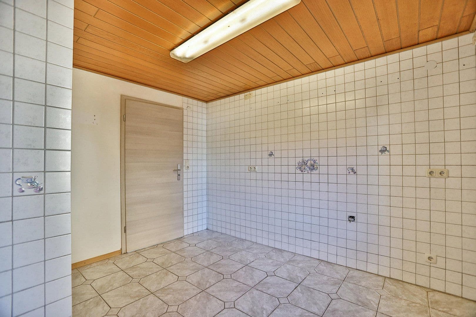 Predaj domu 130 m², pozemok 285 m², Buchbergstraße 4, Freigericht, Hesensko Predaj domu 130 m², pozemok 285 m², Buchbergstraße 4, Freigericht, Hesensko