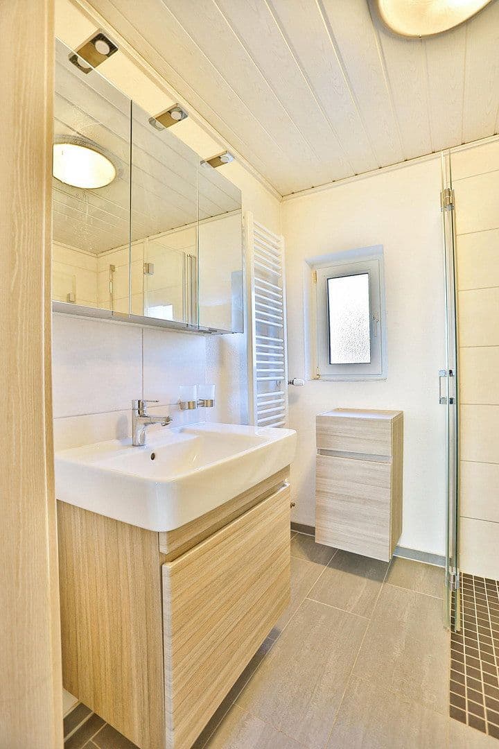Predaj domu 130 m², pozemok 285 m², Buchbergstraße 4, Freigericht, Hesensko Predaj domu 130 m², pozemok 285 m², Buchbergstraße 4, Freigericht, Hesensko
