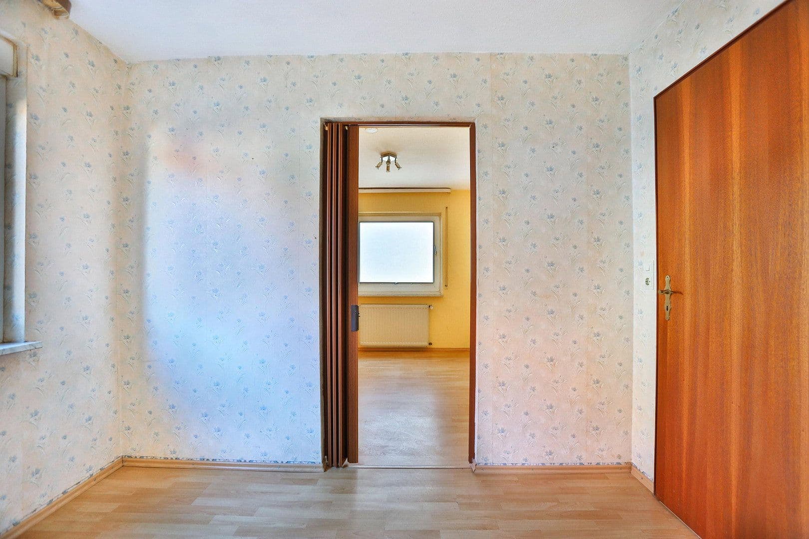 Predaj domu 130 m², pozemok 285 m², Buchbergstraße 4, Freigericht, Hesensko Predaj domu 130 m², pozemok 285 m², Buchbergstraße 4, Freigericht, Hesensko