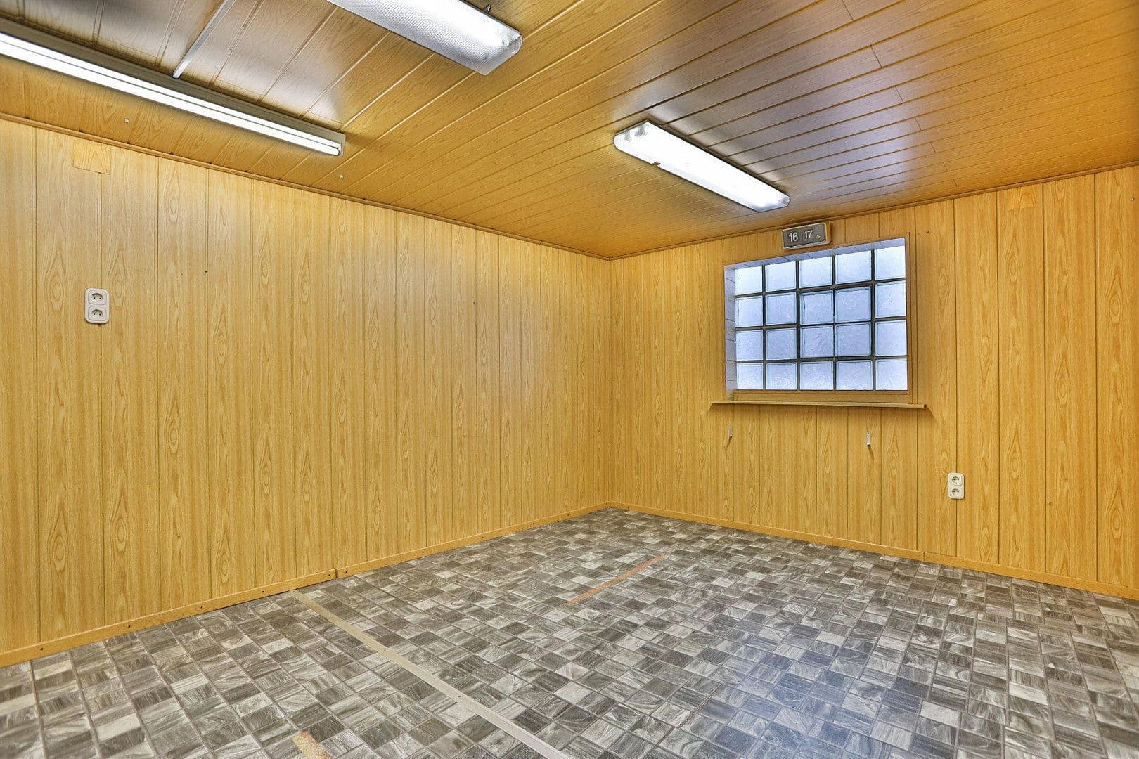 Predaj domu 130 m², pozemok 285 m², Buchbergstraße 4, Freigericht, Hesensko Predaj domu 130 m², pozemok 285 m², Buchbergstraße 4, Freigericht, Hesensko
