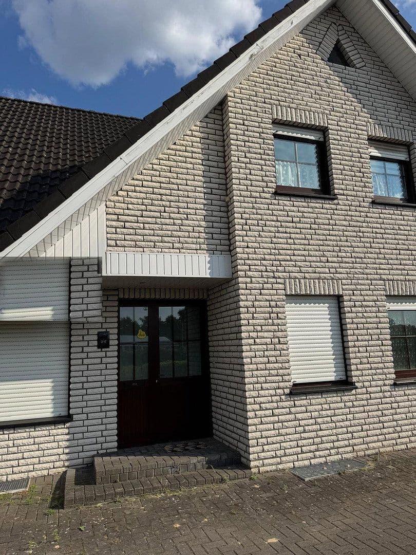 Predaj domu 142 m², pozemok 648 m², Lengerich, Dolné Sasko Predaj domu 142 m², pozemok 648 m², Lengerich, Dolné Sasko