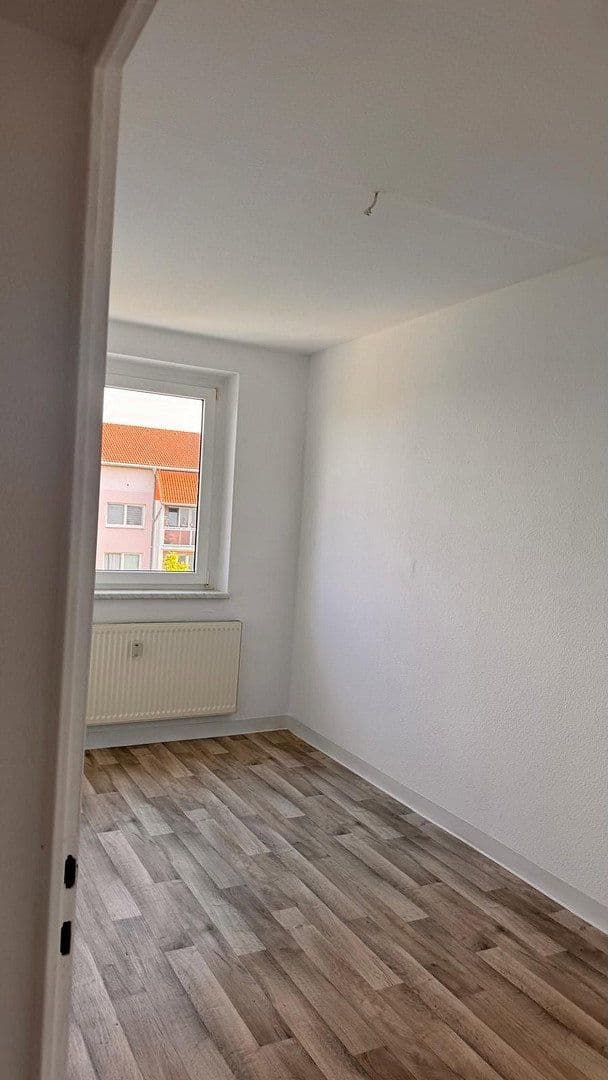 Prenájom bytu 4-izbový 70 m², Arthur Scheibner Ring 14, Mücheln (Geiseltal), Sasko-Anhaltsko Prenájom bytu 4-izbový 70 m², Arthur Scheibner Ring 14, Mücheln (Geiseltal), Sasko-Anhaltsko
