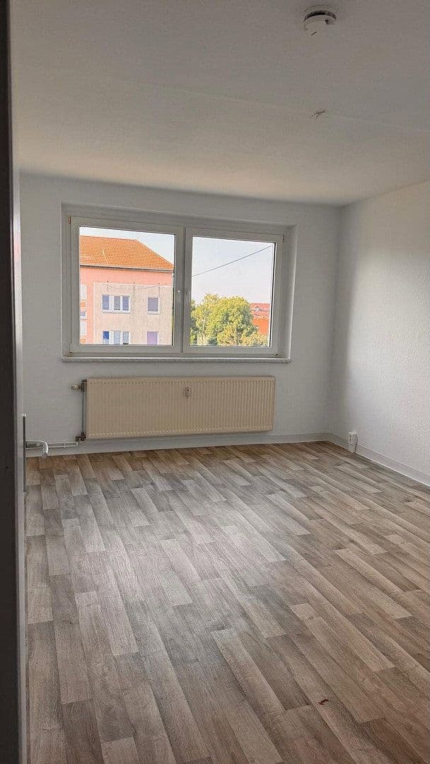 Prenájom bytu 4-izbový 70 m², Arthur Scheibner Ring 14, Mücheln (Geiseltal), Sasko-Anhaltsko Prenájom bytu 4-izbový 70 m², Arthur Scheibner Ring 14, Mücheln (Geiseltal), Sasko-Anhaltsko
