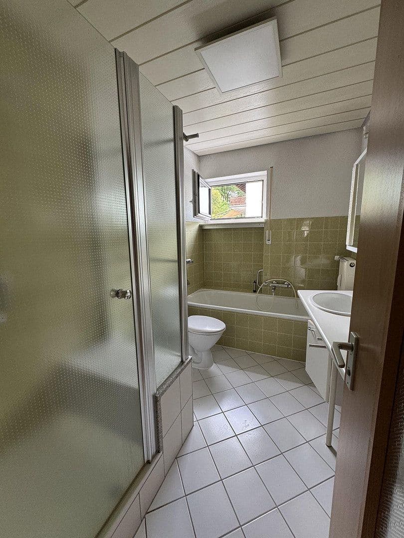 Prenájom bytu 4-izbový 95 m², Haibach, Bavorsko Prenájom bytu 4-izbový 95 m², Haibach, Bavorsko