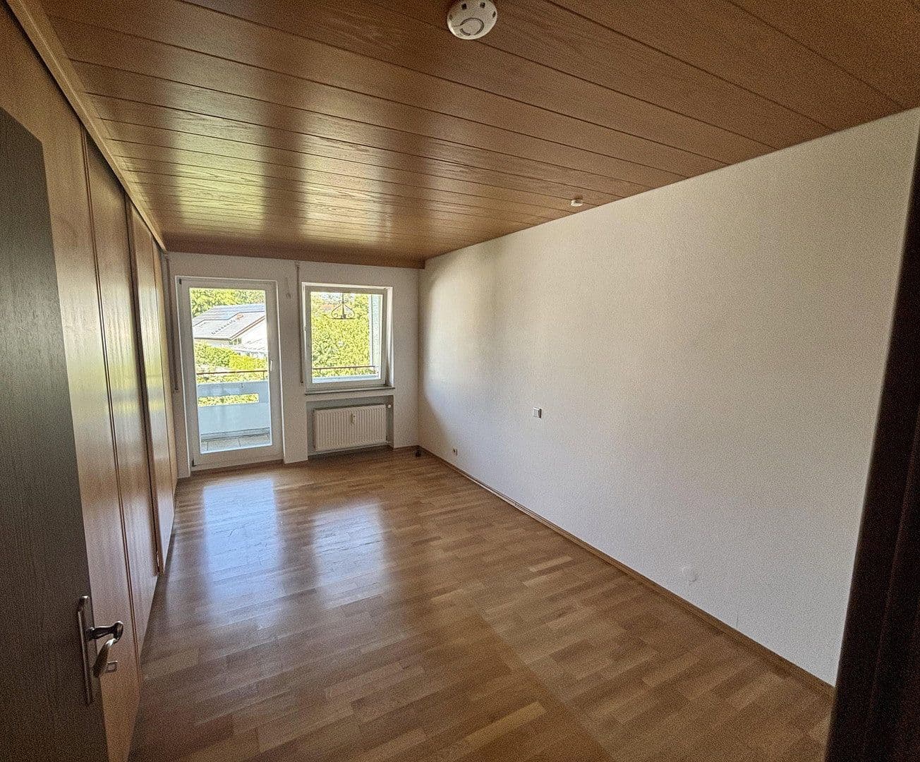 Prenájom bytu 3-izbový 95 m², Singen (Hohentwiel), Bádensko-Wurttembersko Prenájom bytu 3-izbový 95 m², Singen (Hohentwiel), Bádensko-Wurttembersko