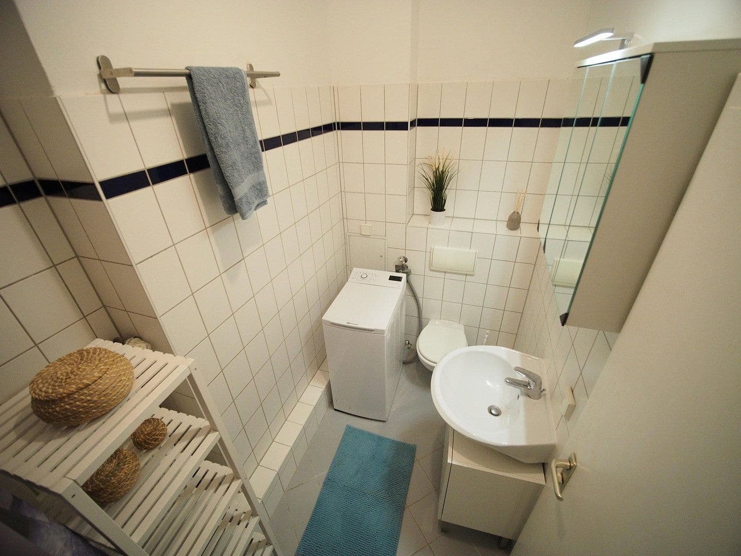 Prenájom bytu 1-izbový 37 m², Berlin, Berlín Prenájom bytu 1-izbový 37 m², Berlin, Berlín