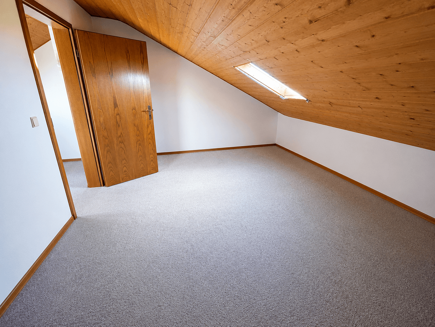 Prenájom bytu 1-izbový 44 m², Leverkusen, Severné Porýnie - Westfálsko Prenájom bytu 1-izbový 44 m², Leverkusen, Severné Porýnie - Westfálsko