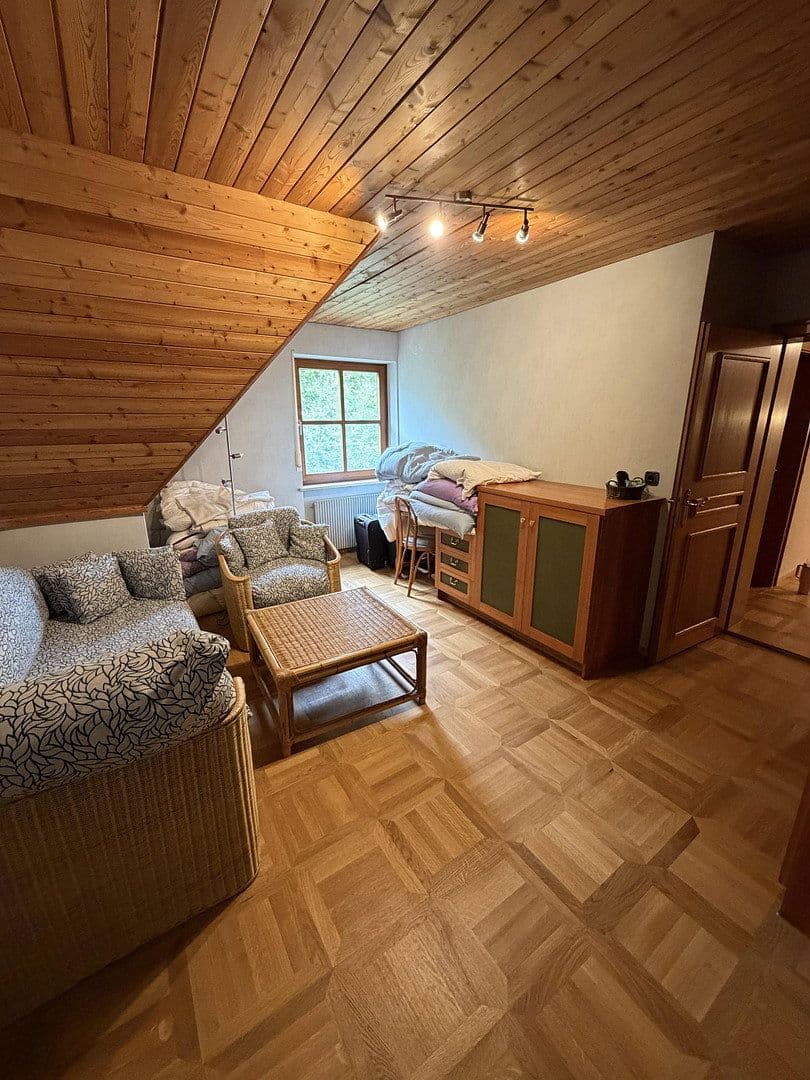 Prenájom domu 220 m², pozemok 3.150 m², Gebenbach, Bavorsko Prenájom domu 220 m², pozemok 3.150 m², Gebenbach, Bavorsko