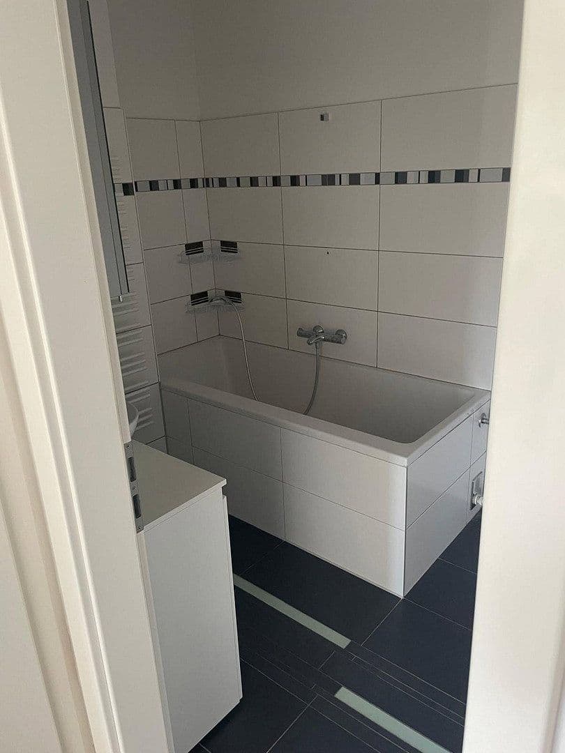 Predaj bytu 3-izbový 76 m², Pillauer Straße 8, Pforzheim, Bádensko-Wurttembersko Predaj bytu 3-izbový 76 m², Pillauer Straße 8, Pforzheim, Bádensko-Wurttembersko