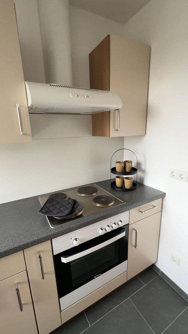 Prenájom bytu 1-izbový 35 m², Adalbert-Stifter-Straße 6, Schweinfurt, Bavorsko Prenájom bytu 1-izbový 35 m², Adalbert-Stifter-Straße 6, Schweinfurt, Bavorsko