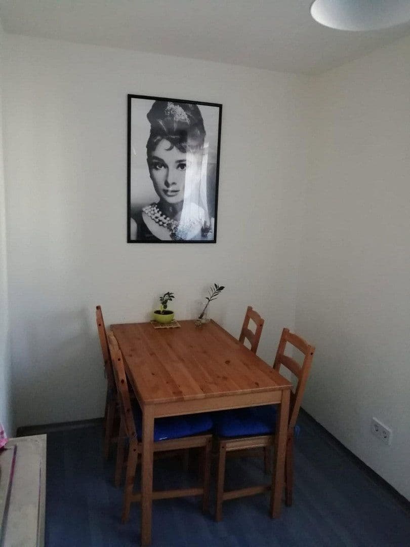 Prenájom bytu 1-izbový 32 m², Rathausplatz 14, Simmerath, Severné Porýnie - Westfálsko Prenájom bytu 1-izbový 32 m², Rathausplatz 14, Simmerath, Severné Porýnie - Westfálsko