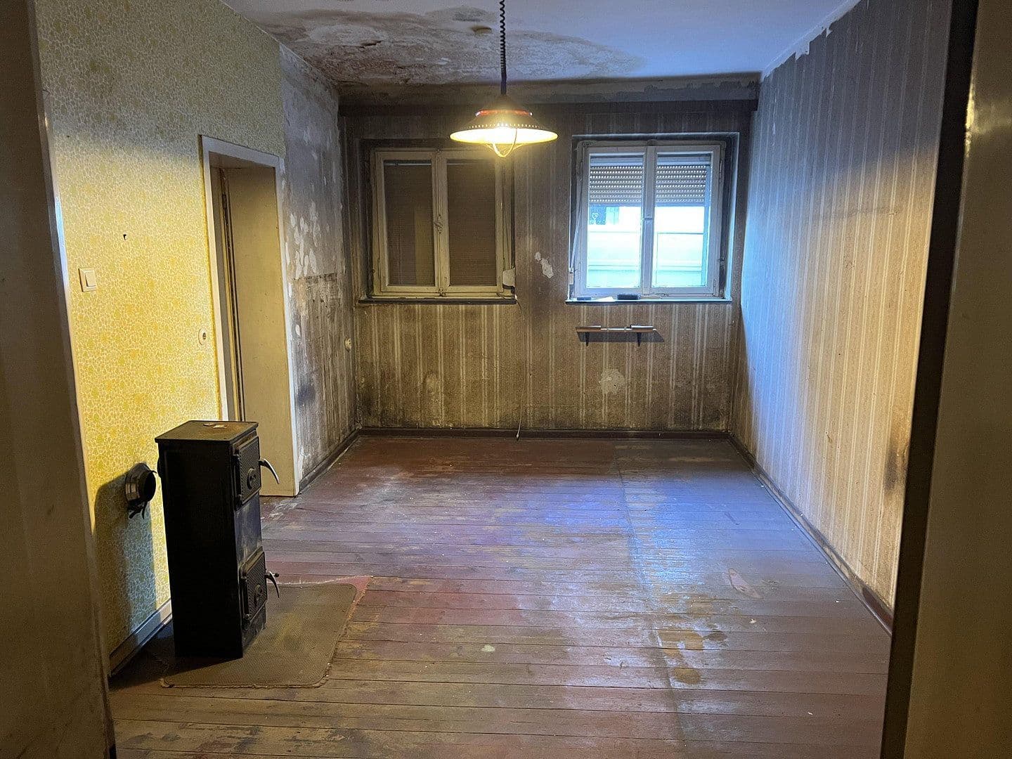 Predaj domu 78 m², pozemok 461 m², Zeppelinstraße 37, Lünen, Severné Porýnie - Westfálsko Predaj domu 78 m², pozemok 461 m², Zeppelinstraße 37, Lünen, Severné Porýnie - Westfálsko
