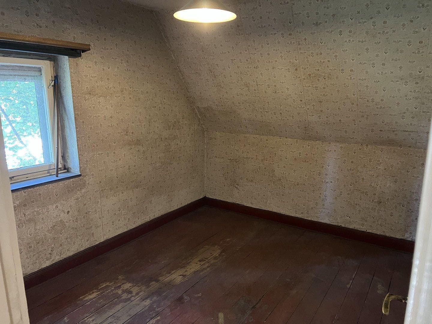 Predaj domu 78 m², pozemok 461 m², Zeppelinstraße 37, Lünen, Severné Porýnie - Westfálsko Predaj domu 78 m², pozemok 461 m², Zeppelinstraße 37, Lünen, Severné Porýnie - Westfálsko