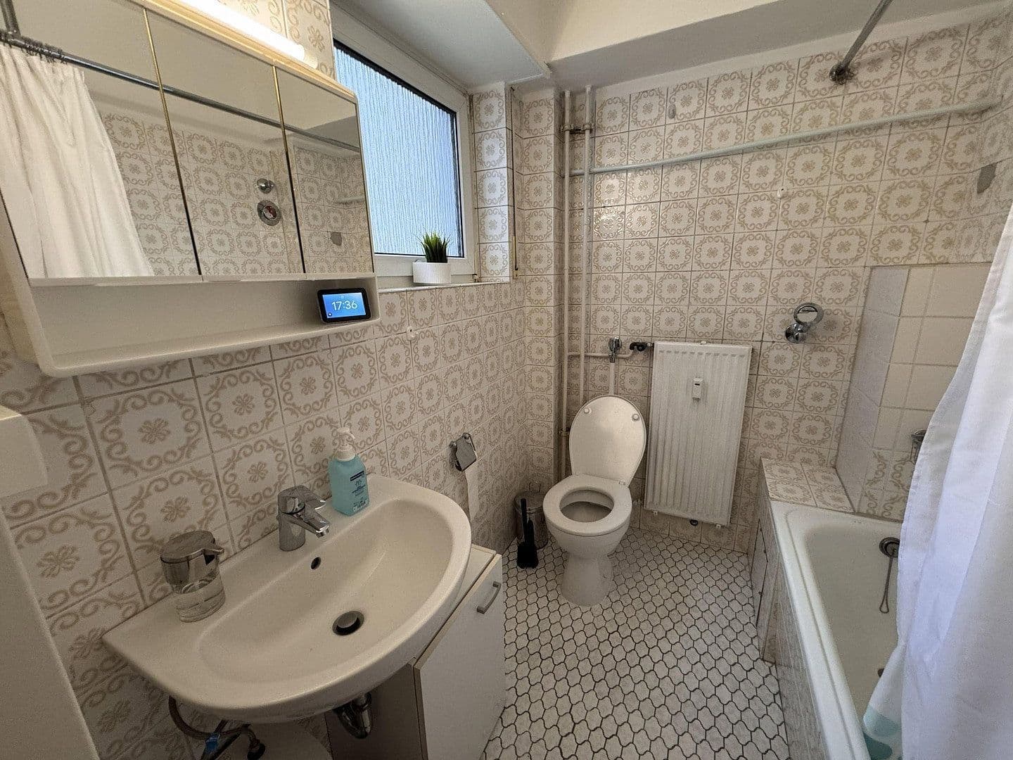 Prenájom bytu 1-izbový 37 m², Mannheim, Bádensko-Wurttembersko Prenájom bytu 1-izbový 37 m², Mannheim, Bádensko-Wurttembersko