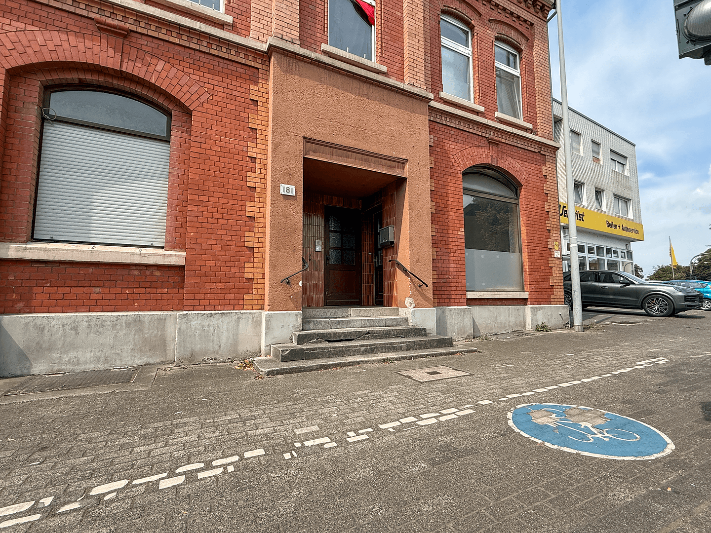 Prenájom kancelárie 70 m², Düsseldorfer Str. 181, Leverkusen, Severné Porýnie - Westfálsko Prenájom kancelárie 70 m², Düsseldorfer Str. 181, Leverkusen, Severné Porýnie - Westfálsko