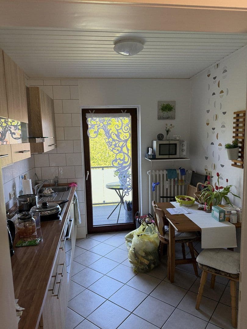 Prenájom bytu 3-izbový 76 m², Teutoburgerstr. 123, Oberhausen, Severné Porýnie - Westfálsko Prenájom bytu 3-izbový 76 m², Teutoburgerstr. 123, Oberhausen, Severné Porýnie - Westfálsko