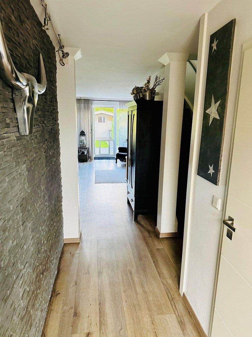 Predaj domu 113 m², pozemok 245 m², Willich, Severné Porýnie - Westfálsko Predaj domu 113 m², pozemok 245 m², Willich, Severné Porýnie - Westfálsko