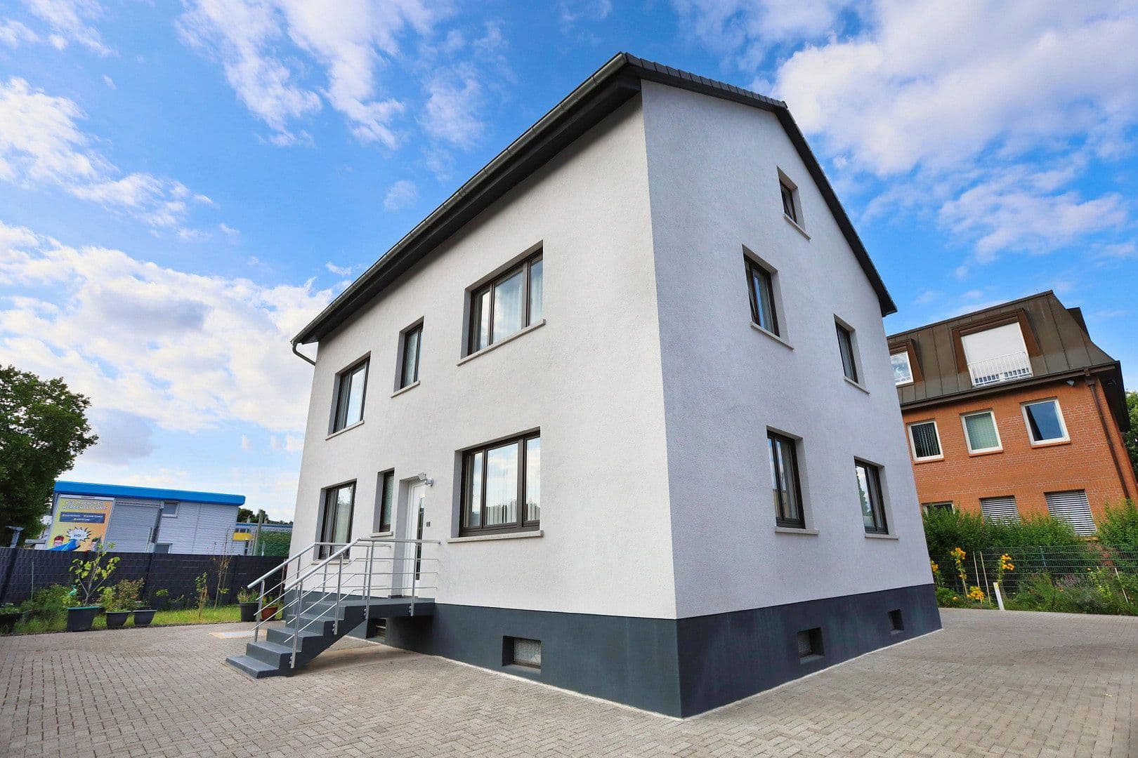 Predaj domu 251 m², pozemok 751 m², Frankfurt am Main, Hesensko Predaj domu 251 m², pozemok 751 m², Frankfurt am Main, Hesensko