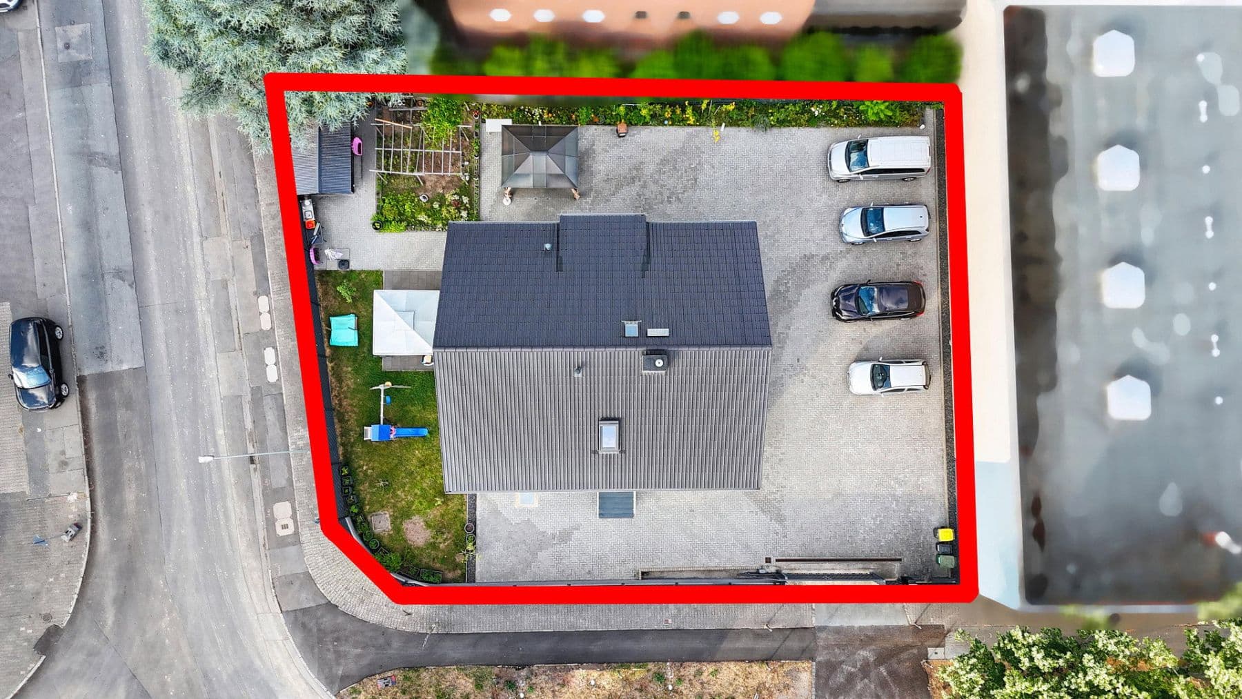 Predaj domu 251 m², pozemok 751 m², Frankfurt am Main, Hesensko Predaj domu 251 m², pozemok 751 m², Frankfurt am Main, Hesensko