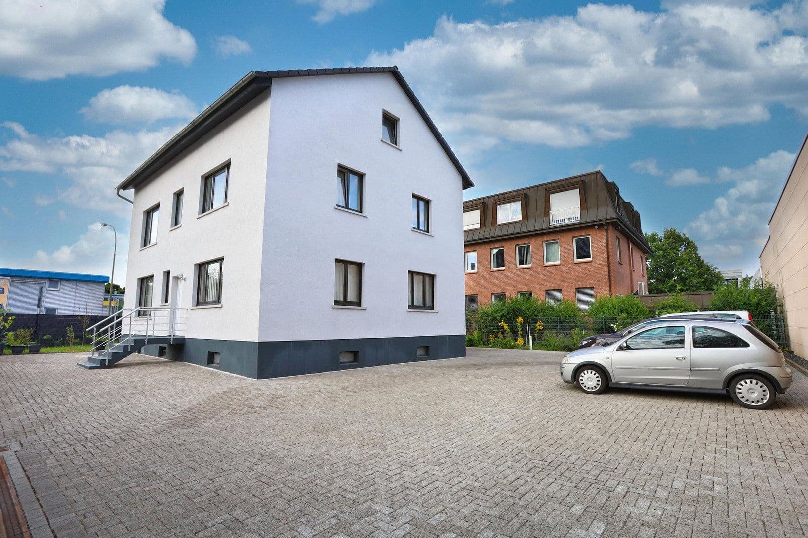 Predaj domu 251 m², pozemok 751 m², Frankfurt am Main, Hesensko Predaj domu 251 m², pozemok 751 m², Frankfurt am Main, Hesensko